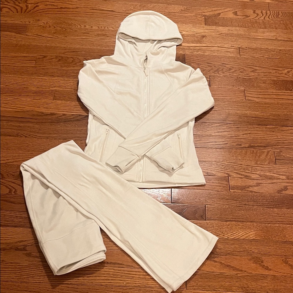 Women's Cream Hooded Jacket & Pants Set